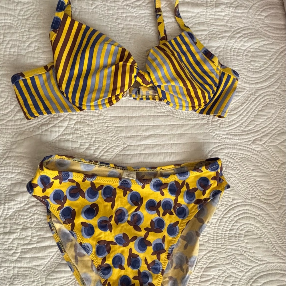 Two pieces swimming for women